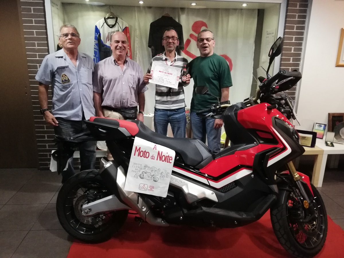 20190906 Moto da Noite