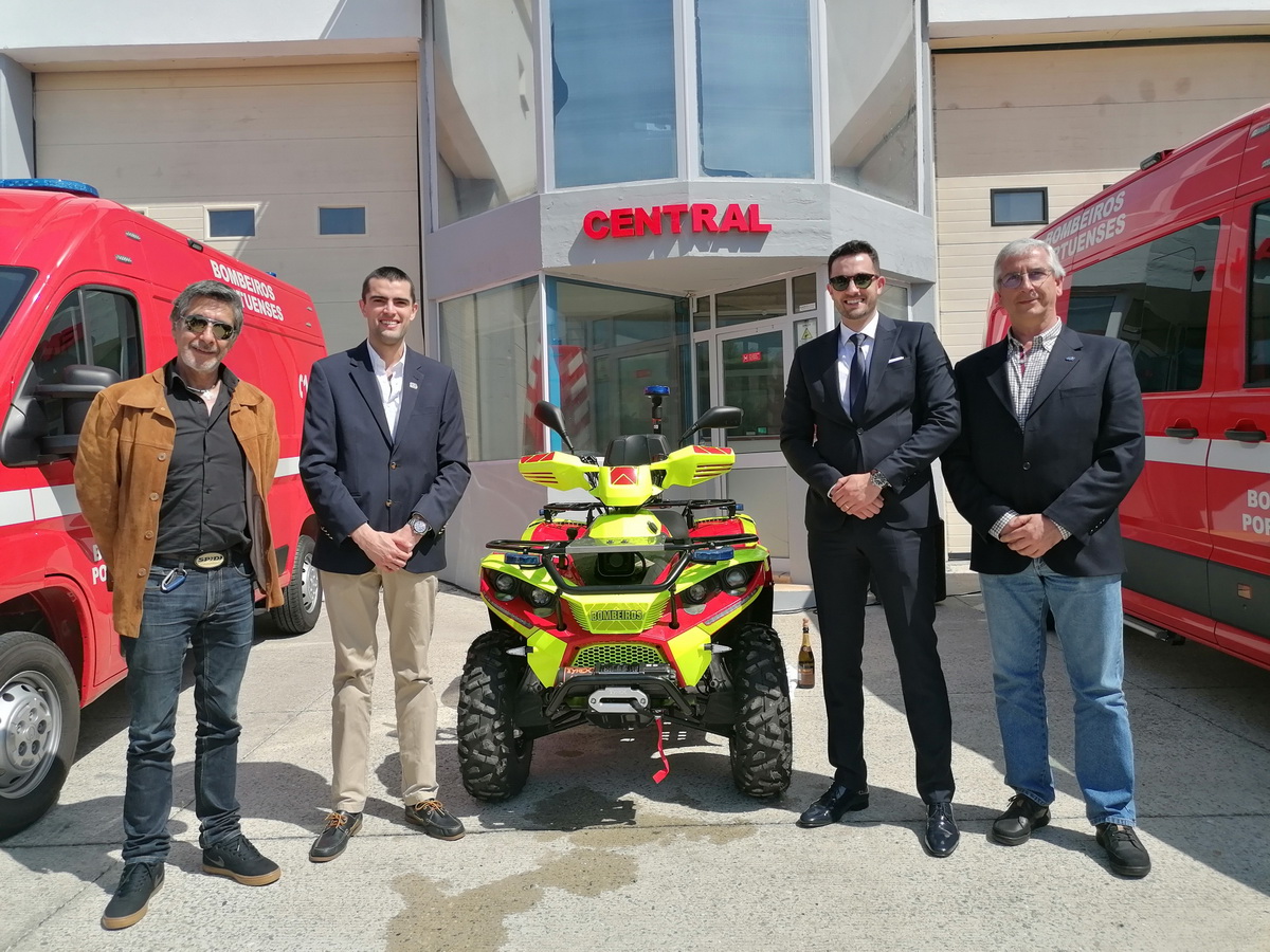 Apadrinhamento da nova moto de emergência pelo MCP